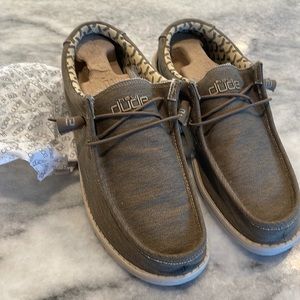 Hey Dude. Mens. Size 11. Khaki/Tan